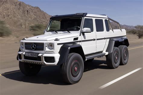 Mercedes G63 AMG 6x6: fuoristrada “mostruoso”.